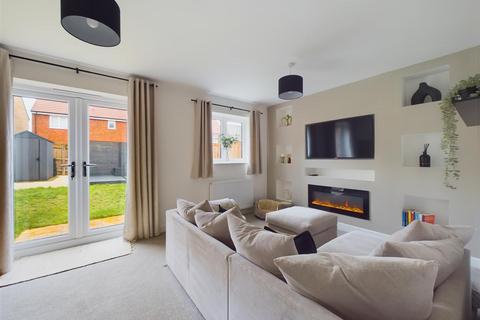 10 Holly Drive, Malton, YO17 6BU