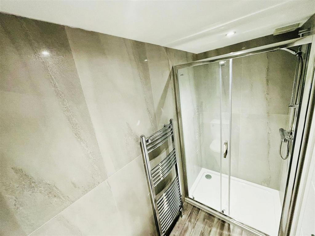 Shower 20.jpg