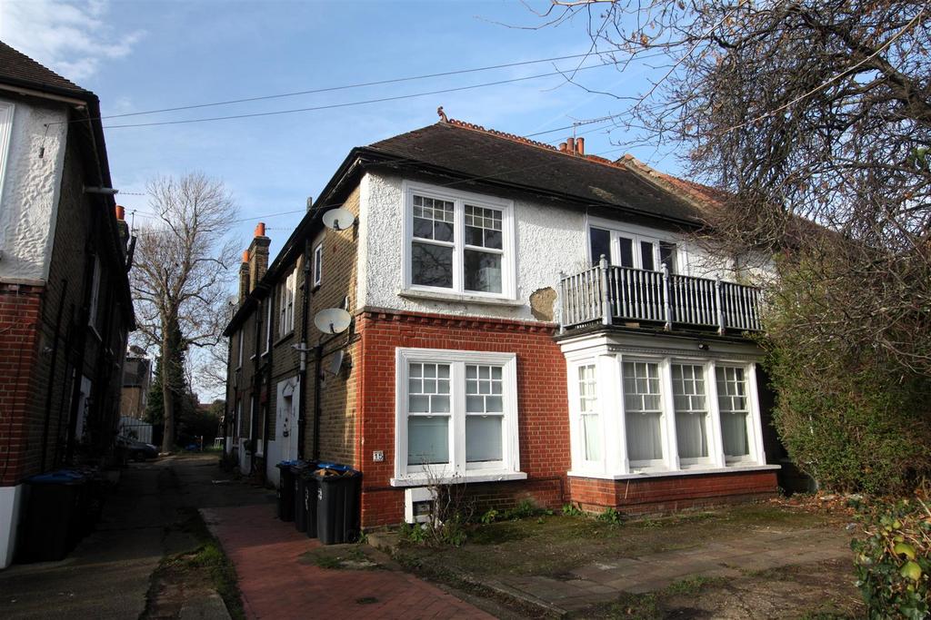 Mitcham Park, Mitcham 2 bed property for sale £309,950