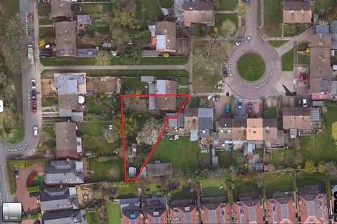 15 Norbury Grove, London, NW7 4LS