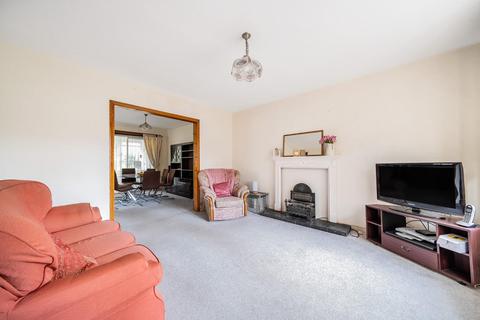 15 Norbury Grove, London, NW7 4LS