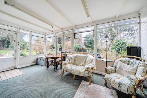15 Norbury Grove, London, NW7 4LS