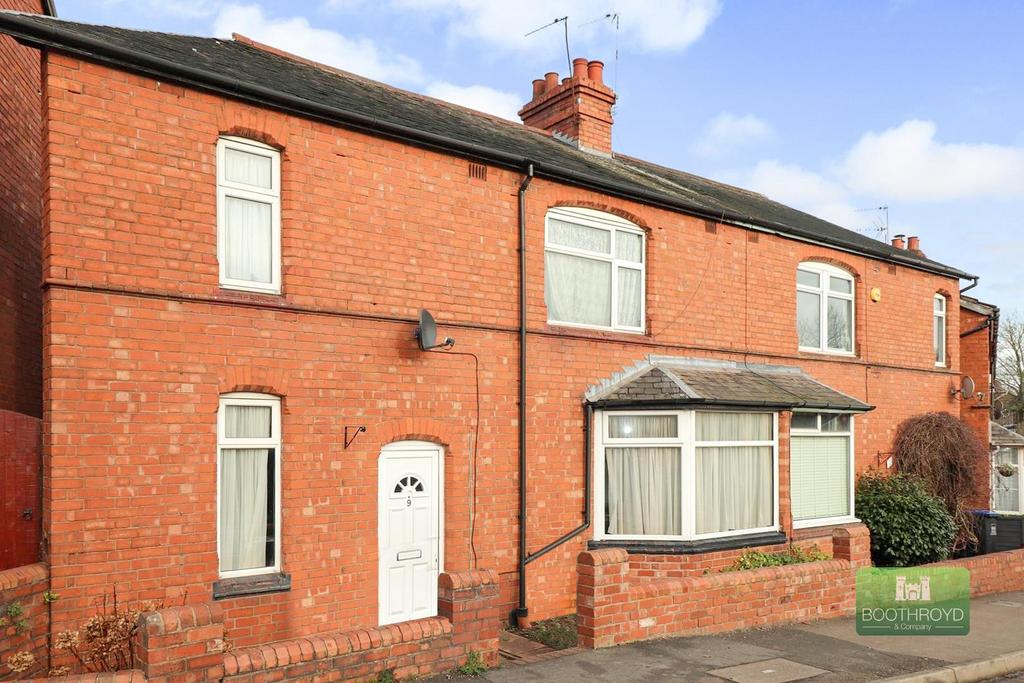 Whitemoor Road, Kenilworth 2 bed semidetached house for sale £235,000