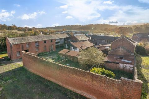 9 bedroom detached house for sale, Crediton