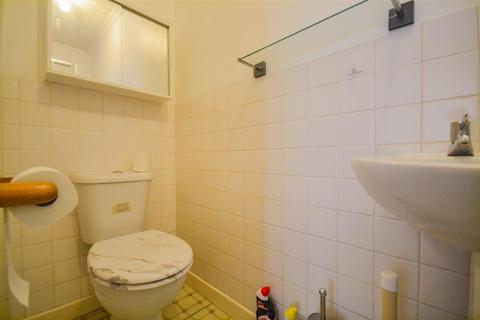 19 Bath Street, Saltburn-by-the-sea, TS12 1BJ