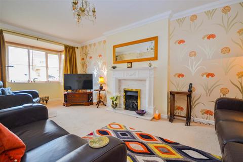 25 Cattersty Way, Brotton, Saltburn-by-the-sea, TS12 2UH