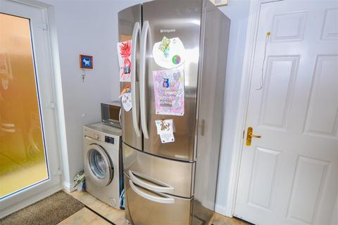 25 Cattersty Way, Brotton, Saltburn-by-the-sea, TS12 2UH