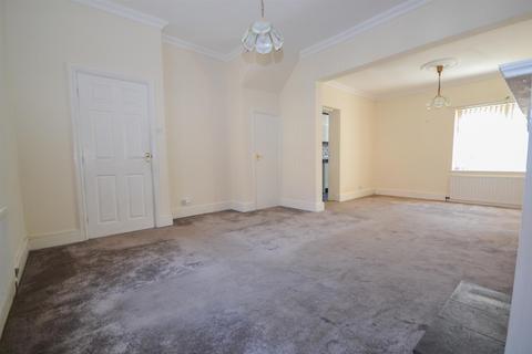 3 bedroom terraced house for sale, High Row, Loftus