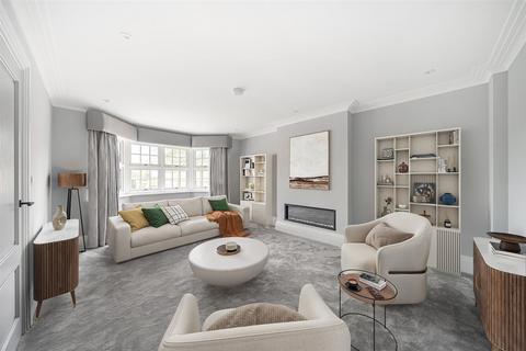 Hunterswood Hazel Road, West Byfleet, KT14 6JJ