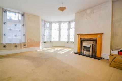 Flat 2, 68 Ruby Street, Saltburn-by-the-sea, TS12 1EG