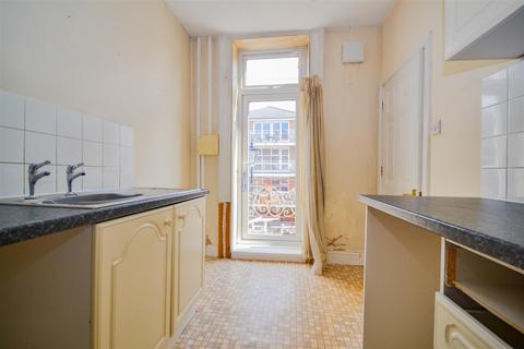 Flat 2, 68 Ruby Street, Saltburn-by-the-sea, TS12 1EG