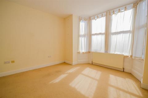 Flat 2, 68 Ruby Street, Saltburn-by-the-sea, TS12 1EG