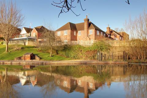 5 bedroom detached house for sale, Canal Way, Over, Gloucester