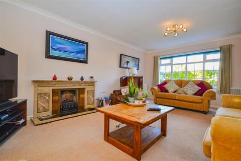 60 The Fairway, Saltburn-by-the-sea, TS12 1NG