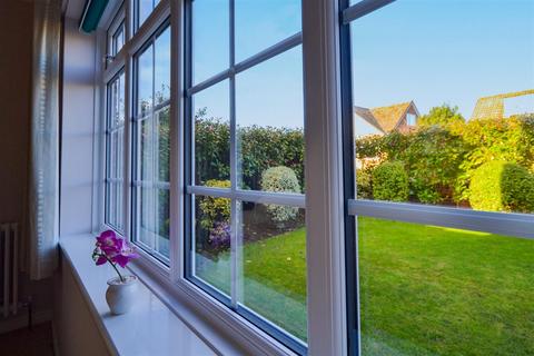 60 The Fairway, Saltburn-by-the-sea, TS12 1NG