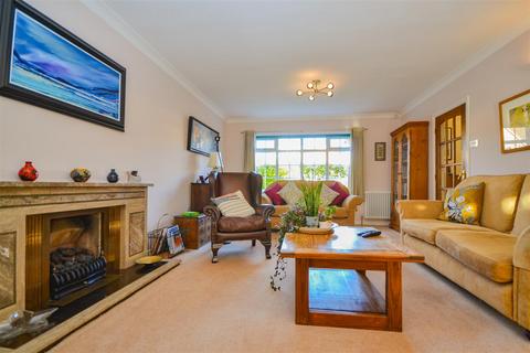 60 The Fairway, Saltburn-by-the-sea, TS12 1NG