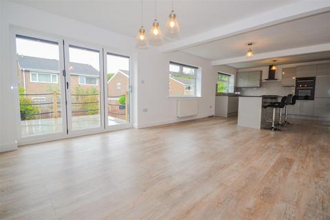 4 bedroom detached house for sale, Lealholm Way, Guisborough