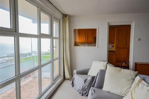 2 bedroom apartment for sale, Langbaurgh Court, Saltburn-By-The-Sea