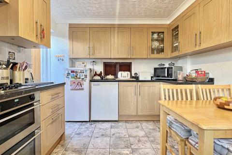 84 Mountbatten Road, Braintree, CM7 9TP