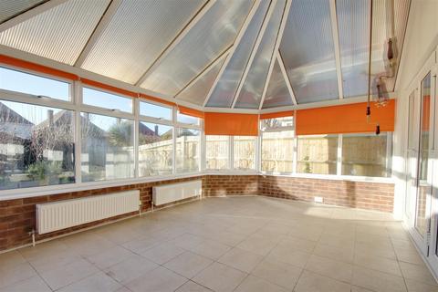 25 Nelson Road, Goring By Sea, Worthing, BN12 6EG