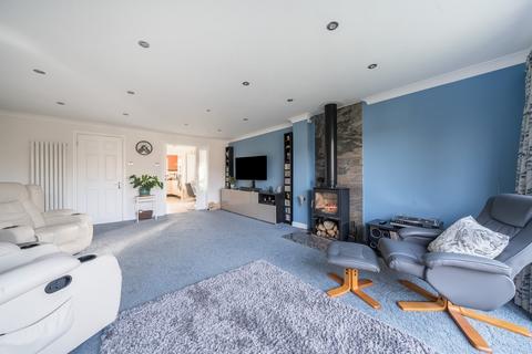 6 Applecroft, Lower Stondon, Henlow, SG16 6NB