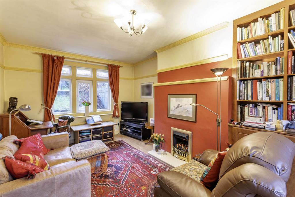 Parsons Gate, Bamford, Hope Valley 3 bed end of terrace house for sale