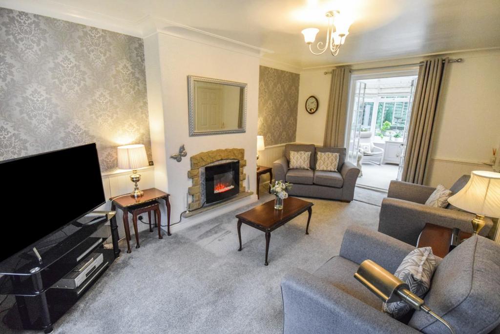 Grange Park Drive, Bingley 3 bed semidetached house for sale £345,000