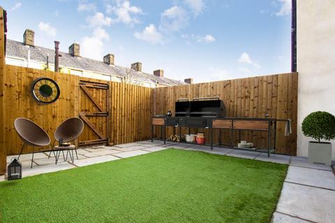 259 Blackburn Road, Darwen, BB3 1HL