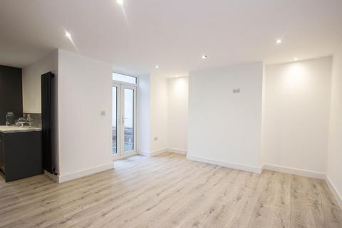 259 Blackburn Road, Darwen, BB3 1HL