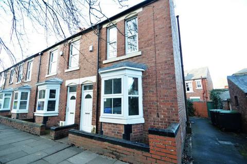6 bedroom house to rent, High Wood Terrace, Durham, DH1