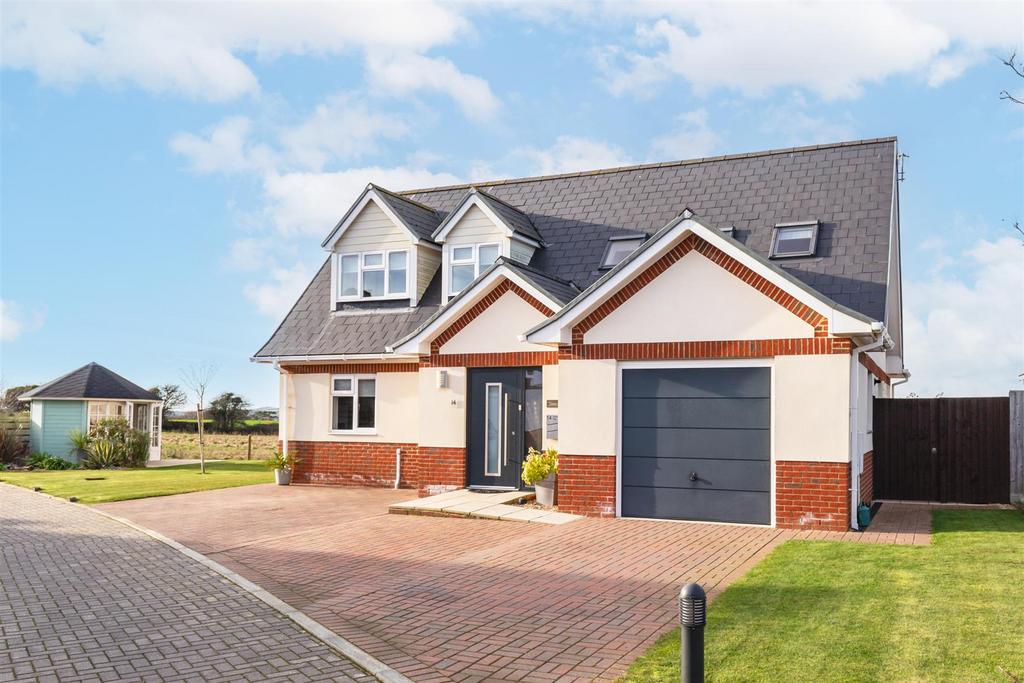 Winford, Isle of Wight 4 bed detached bungalow for sale £595,000