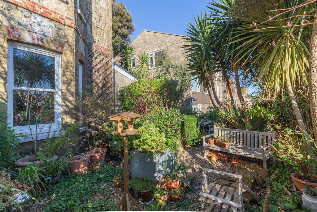 Courtyard Garden