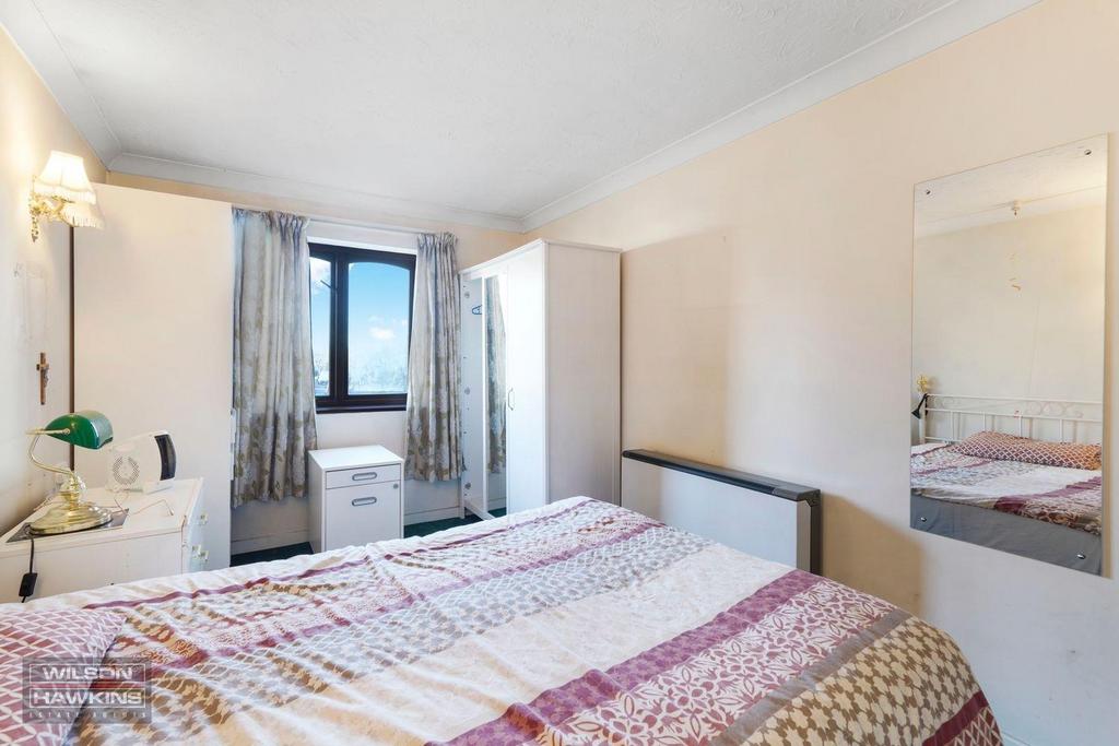 20 Hanbury Court, Northwick Park Road - b0f Y8 NKr QA