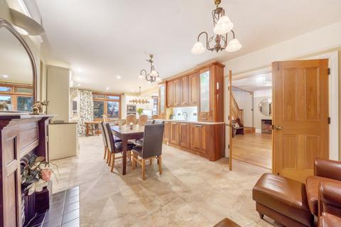 Forres Clacton Road, Elmstead, Colchester, CO7 7DD