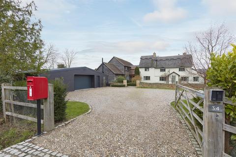 34 Chiswick End, Meldreth, Royston, SG8 6LZ