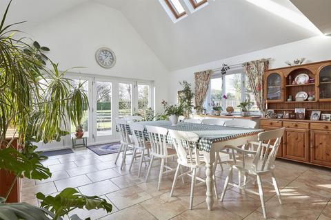 34 Chiswick End, Meldreth, Royston, SG8 6LZ
