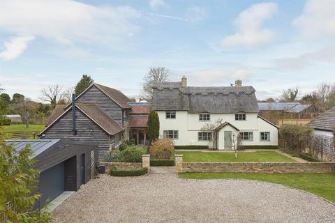 34 Chiswick End, Meldreth, Royston, SG8 6LZ