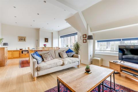 3 bedroom apartment for sale, Bell College Court, Saffron Walden CB11