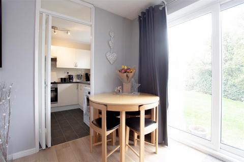 124 Ross Close, Saffron Walden, CB11 4DT