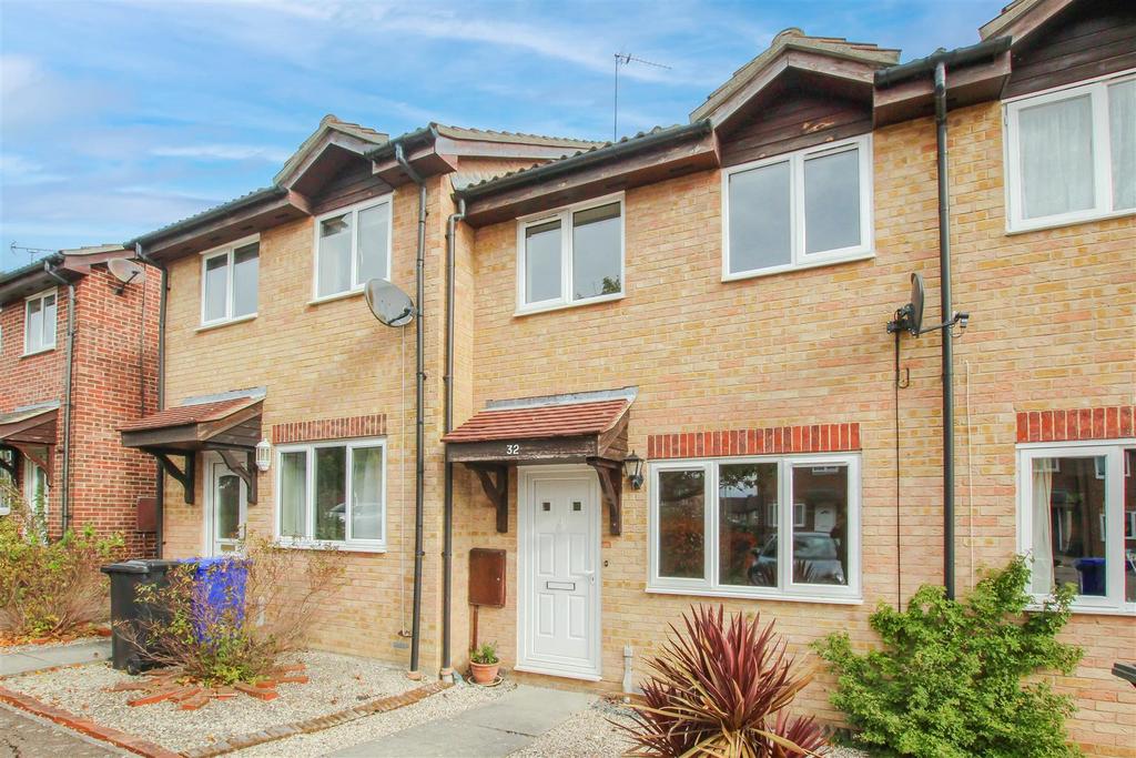 Stockley Close, Haverhill CB9 2 bed terraced house for sale £212,500