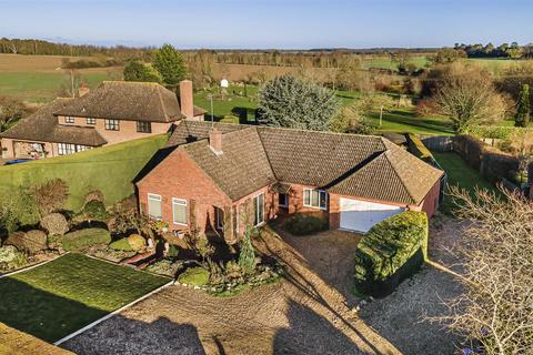 3 bedroom detached bungalow for sale, Mill Road, Gazeley CB8