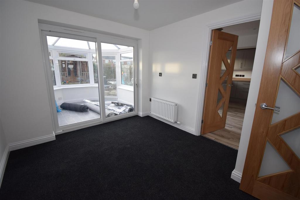 Tarragon Way, South Shields 4 bed semi-detached house for sale - £244,950