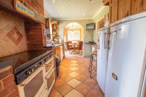 2 Barton Grove, Kedington, Haverhill, CB9 7PT