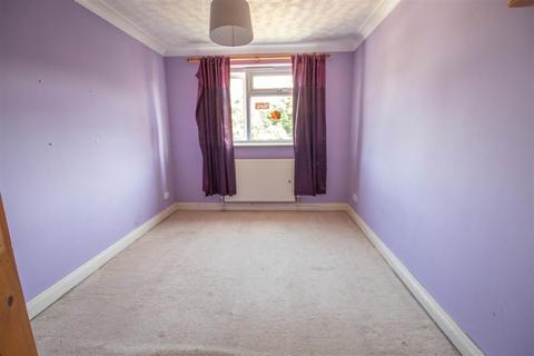 2 Barton Grove, Kedington, Haverhill, CB9 7PT