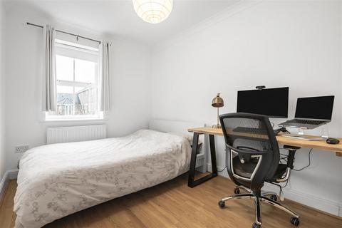 25 Abbotsmead Place, Caversham, Reading, RG4 8BB