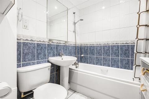 25 Abbotsmead Place, Caversham, Reading, RG4 8BB