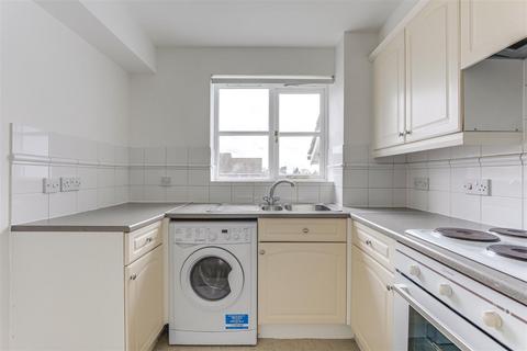 2 bedroom property for sale, Horn Book, Saffron Walden CB11