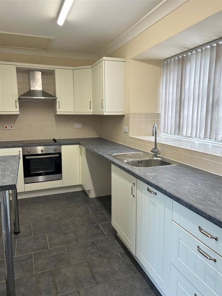 Kitchen3.jpg