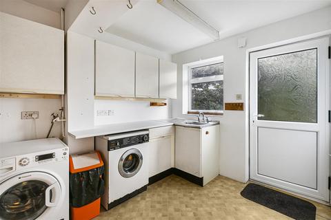 6 Ascham Lane, Whittlesford, Cambridge, CB22 4NT