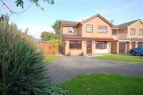 4 bedroom detached house for sale, Hesketh Croft, Leighton, Crewe